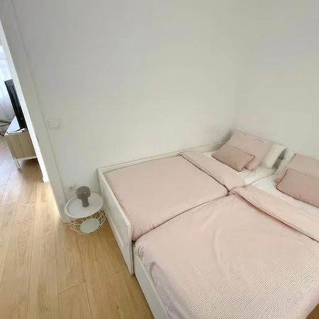Acojedor Piso Cerca Del Metro Apartment Cornellà de Llobregat Екстериор снимка