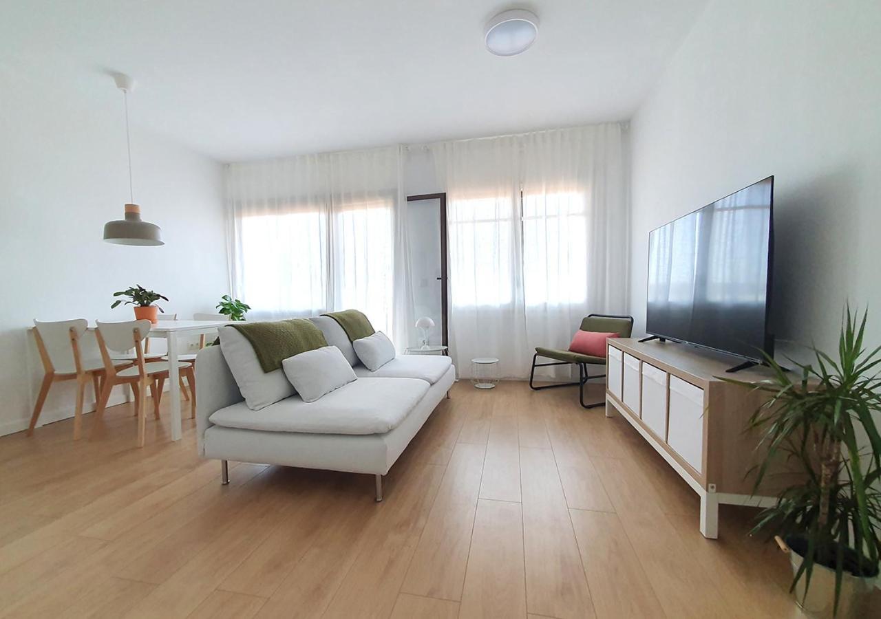 Acojedor Piso Cerca Del Metro Apartment Cornellà de Llobregat Екстериор снимка