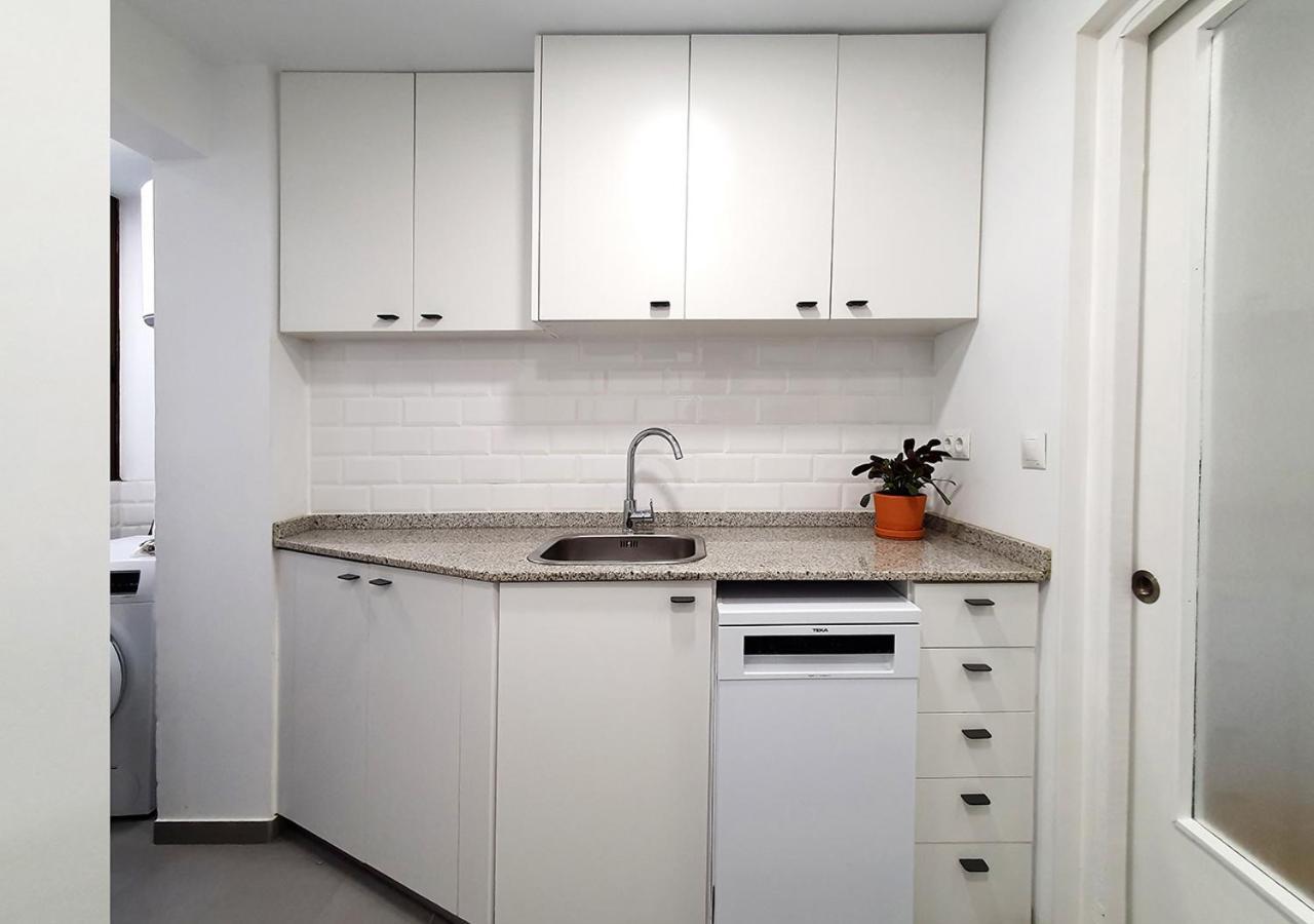Acojedor Piso Cerca Del Metro Apartment Cornellà de Llobregat Екстериор снимка