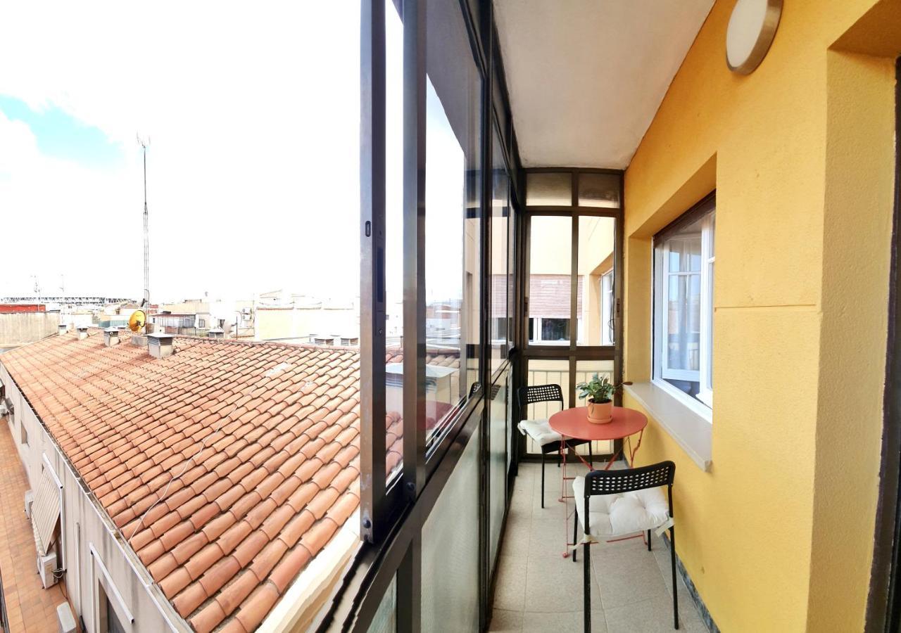 Acojedor Piso Cerca Del Metro Apartment Cornellà de Llobregat Екстериор снимка